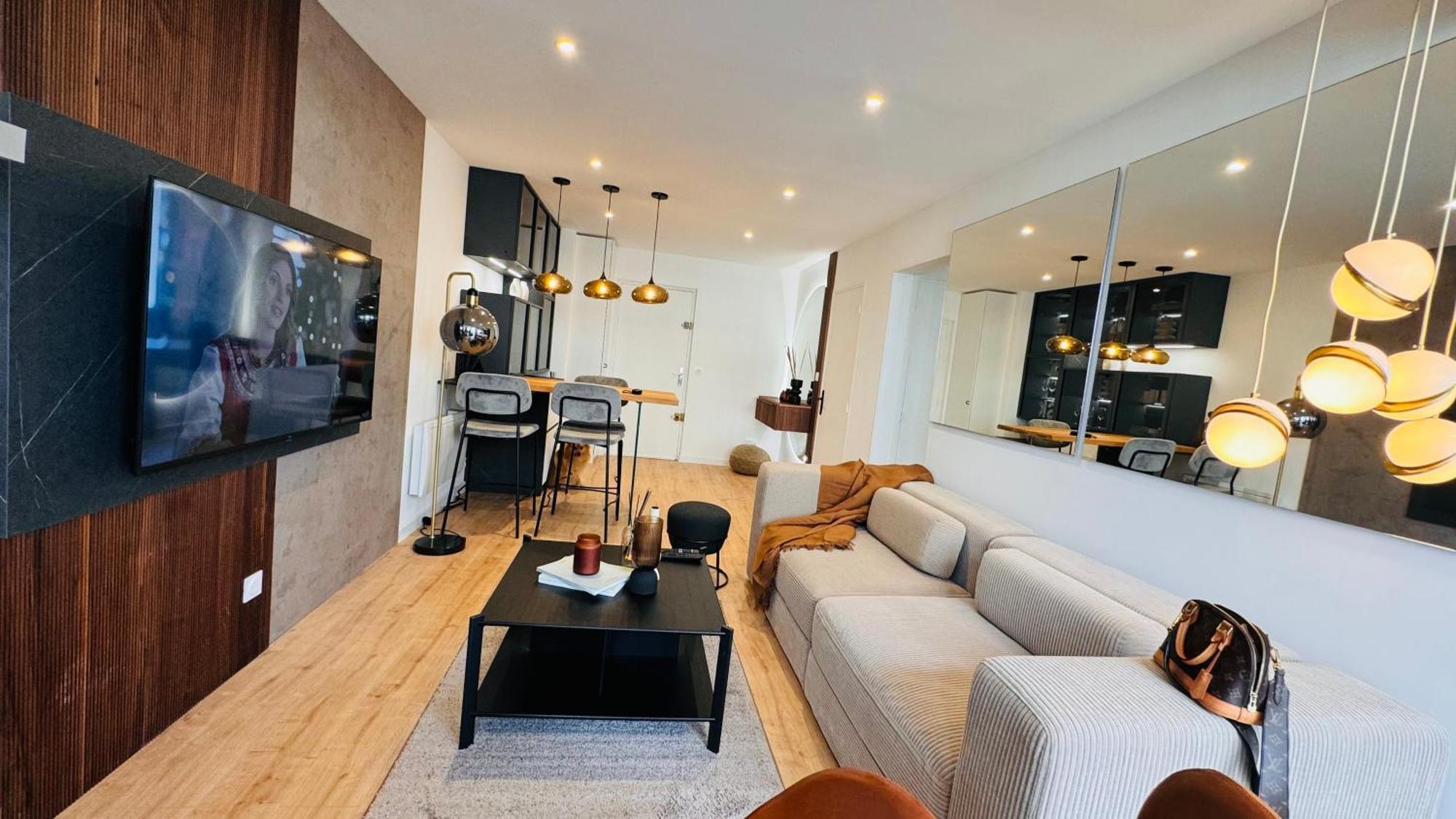 Appartement 50M De La Plage Et Toutes Commodites, Plein Centre Ville Et Silencieux La Grande-Motte Exterior photo